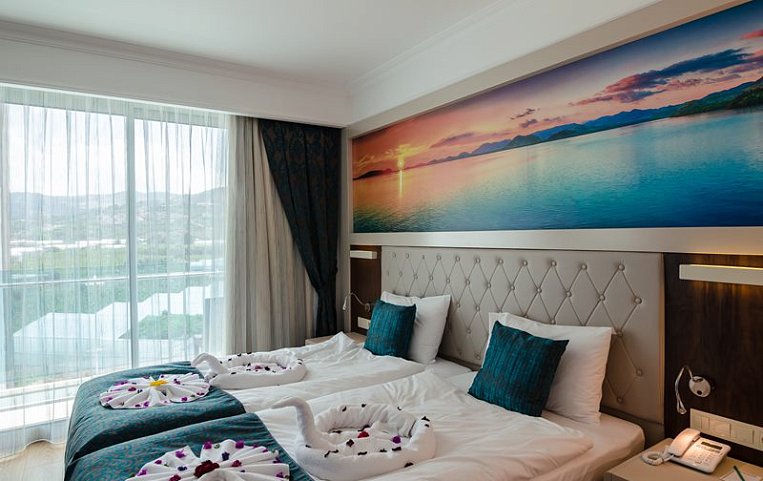 The Lumos Deluxe Resort Hotel Spa 5*