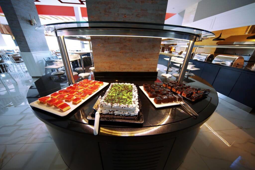 Sey Beach Hotel & Spa 4*
