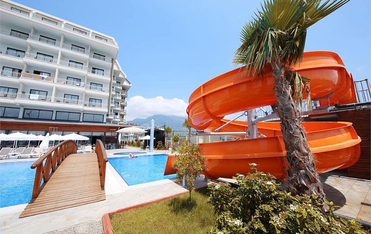 Sey Beach Hotel & Spa 4*