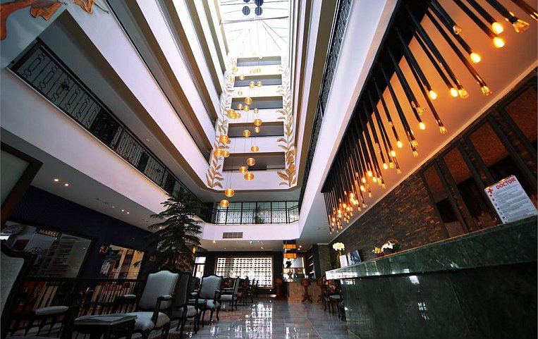 Sey Beach Hotel & Spa 4*