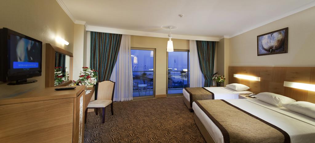 Saphir Hotel 5*