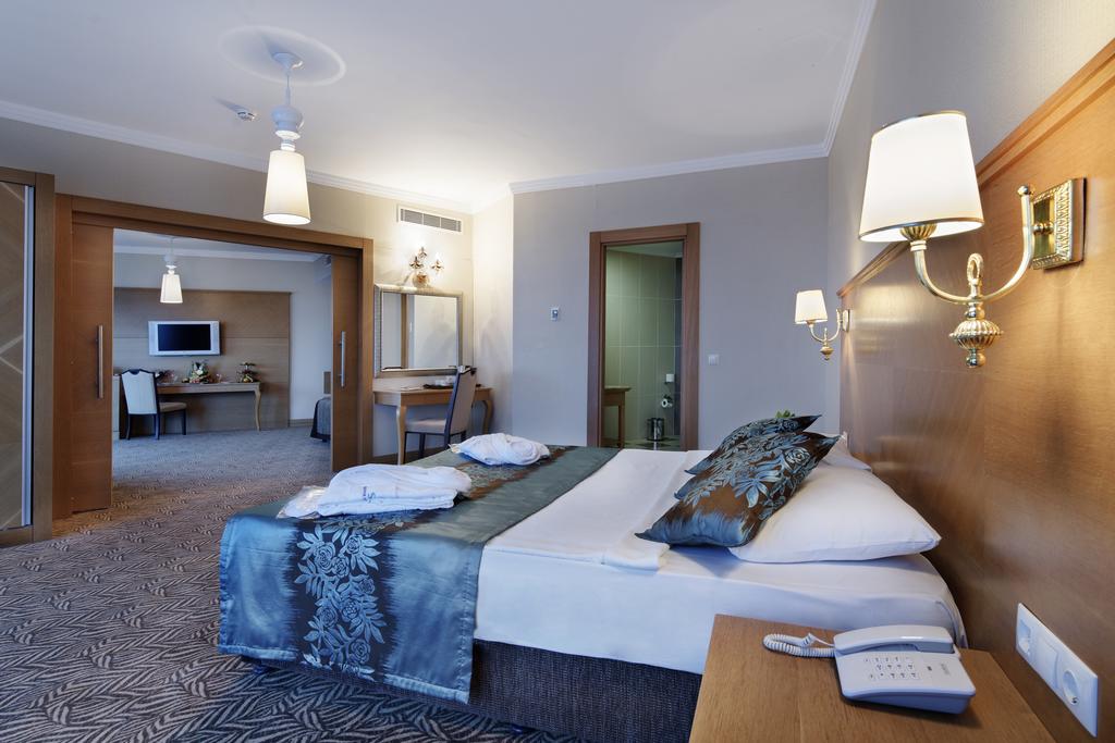 Saphir Hotel 5*