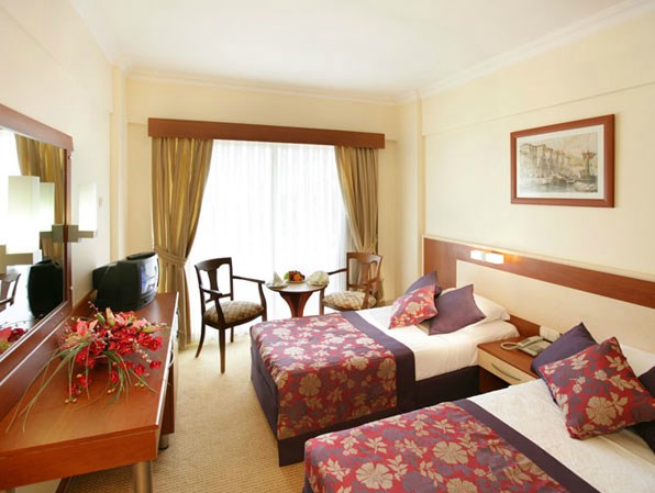 Saphir Hotel 5*
