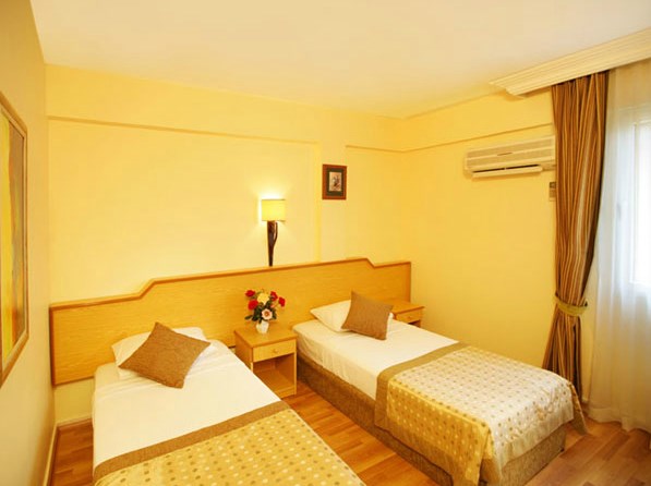 Saphir Hotel 5*