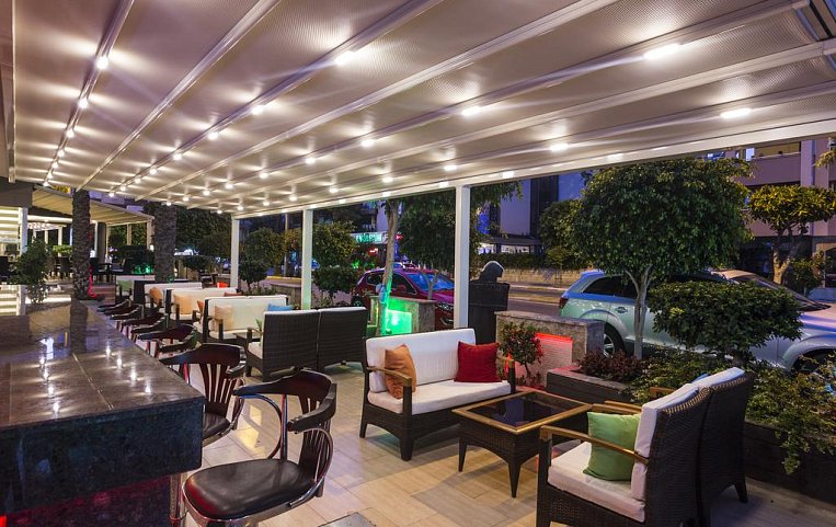 Lonicera City Kleopatra Hotel 3*