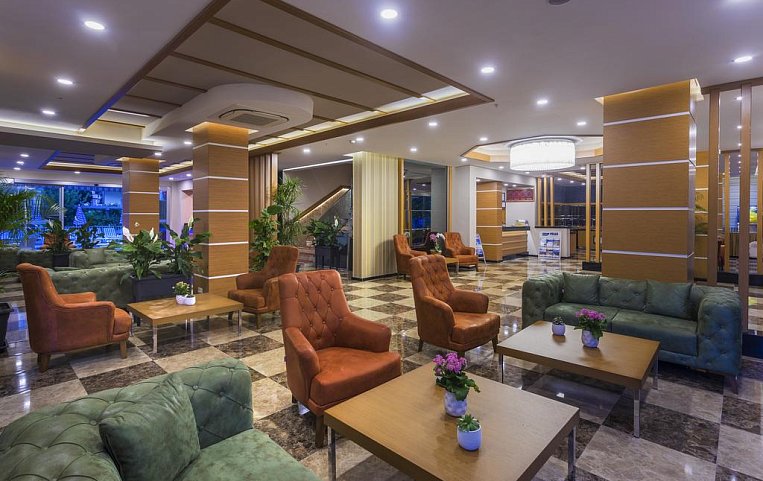 Lonicera City Kleopatra Hotel 3*