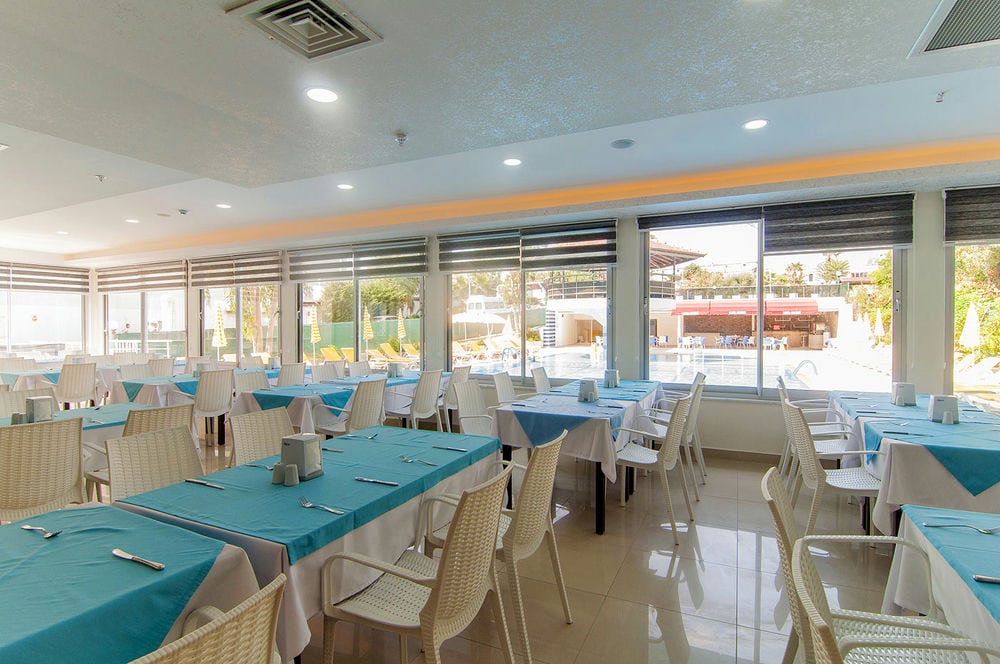 Kolibri Hotel 4*
