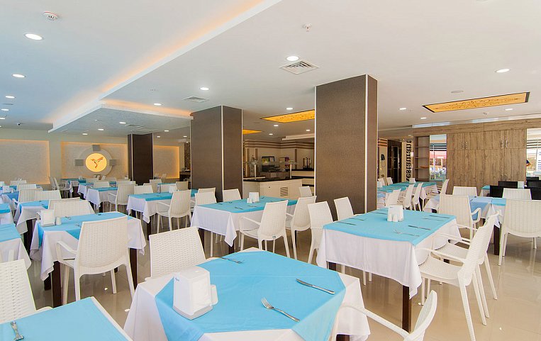 Kolibri Hotel 4*