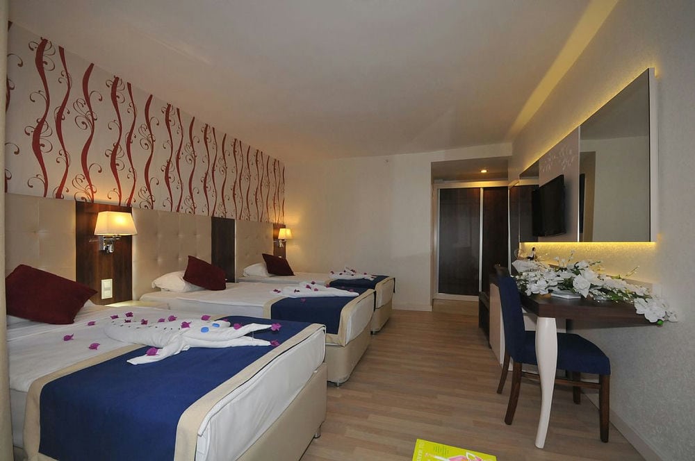 Kleopatra Micador 4*
