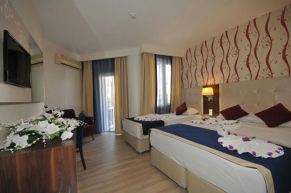 Kleopatra Micador 4*