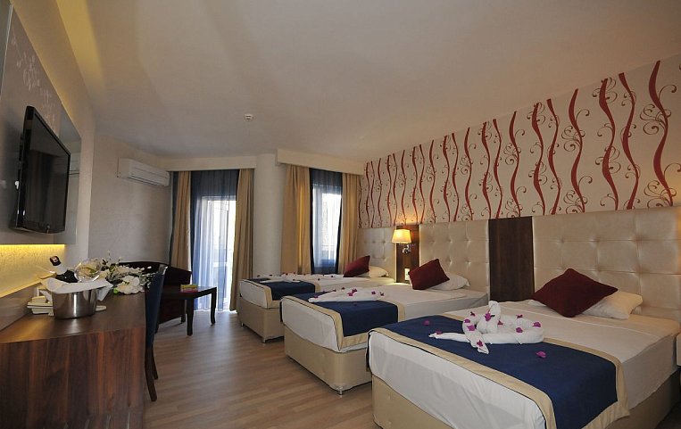 Kleopatra Micador 4*