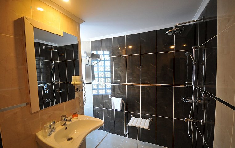 Kleopatra Micador 4*