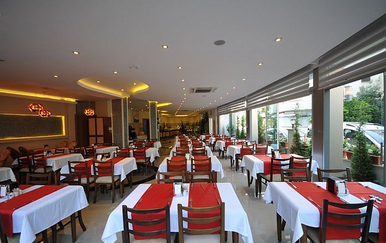 Kleopatra Micador 4*