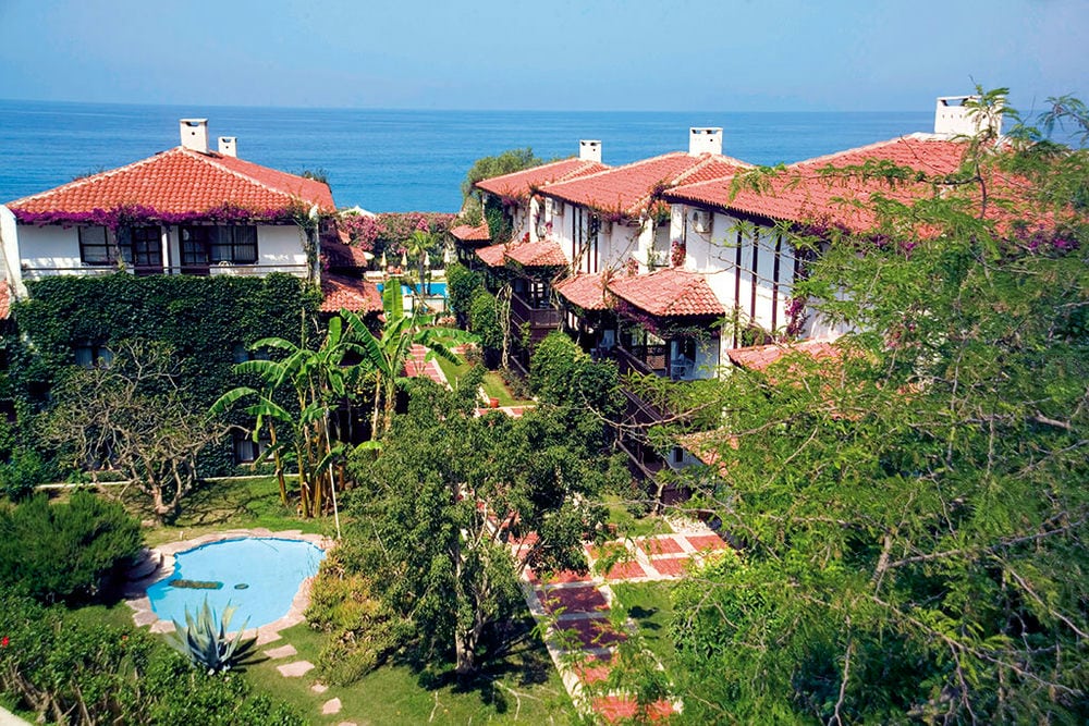Club Titan Hotel 4*
