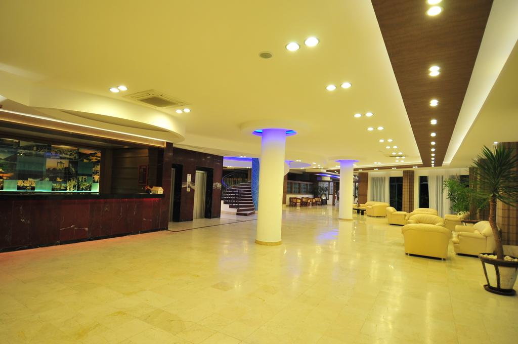 Club Mirabell Hotel 4*