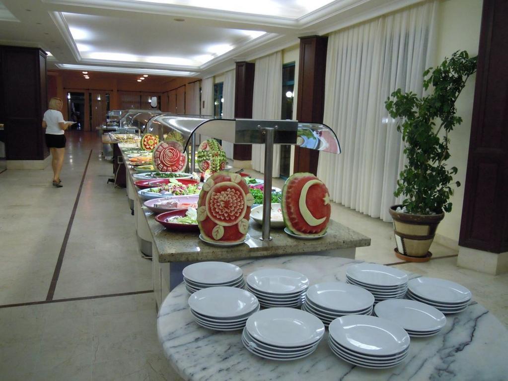 Club Mirabell Hotel 4*