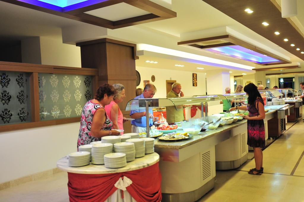 Club Mirabell Hotel 4*