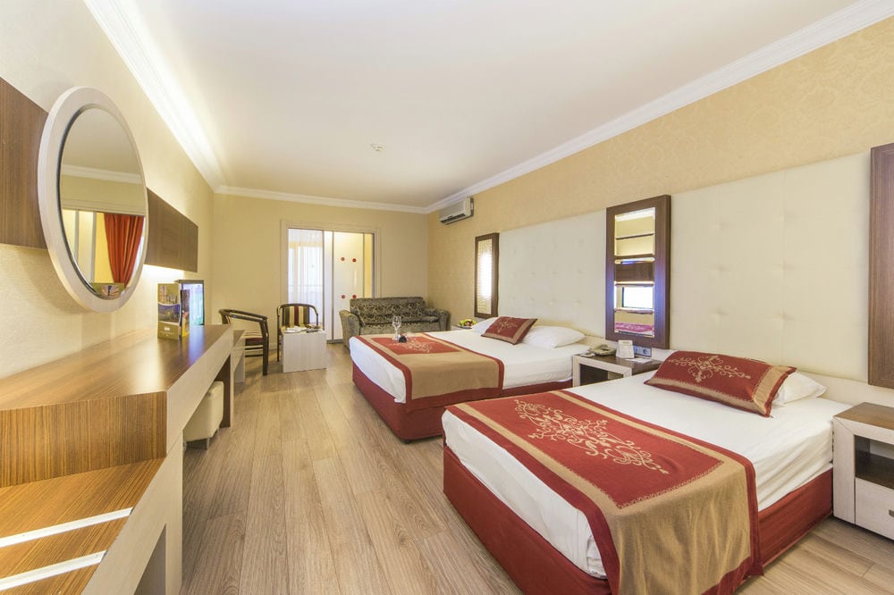 Beach Club Doganay 5*