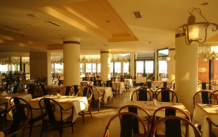 Aska Just In Hotel 5*