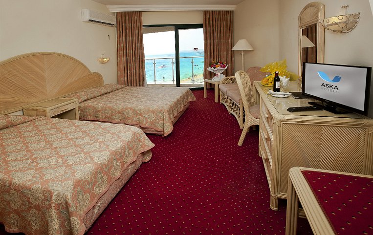 Aska Just In Hotel 5*