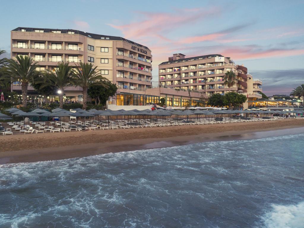 Aska Just In Hotel 5*