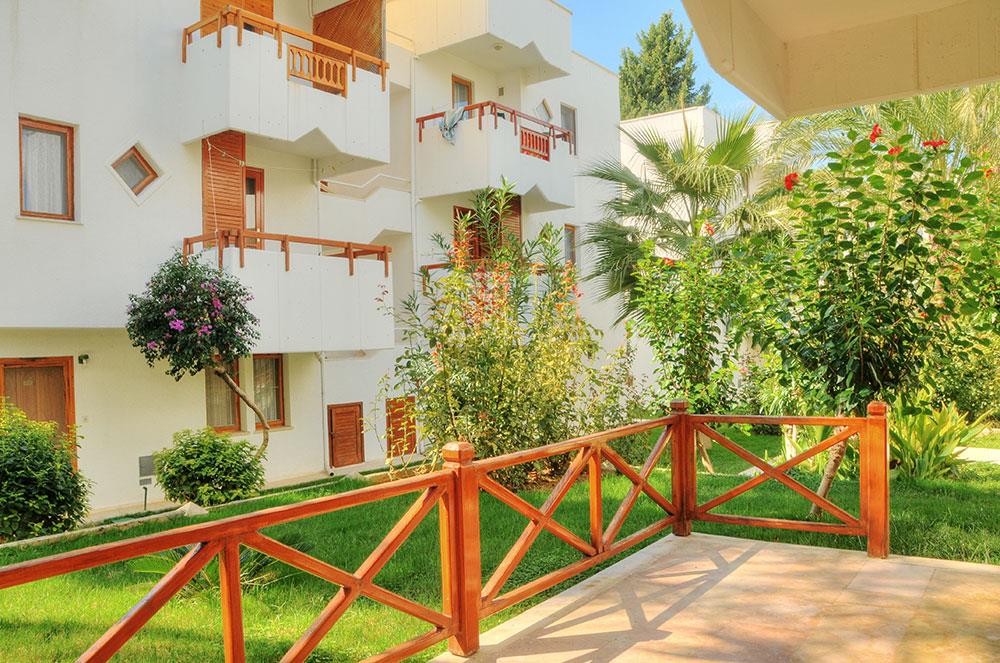Antik Hotel & Garden 4*