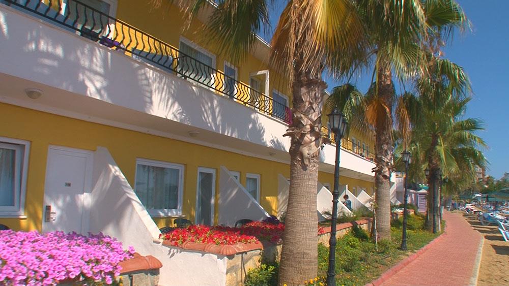 Antik Hotel & Garden 4*
