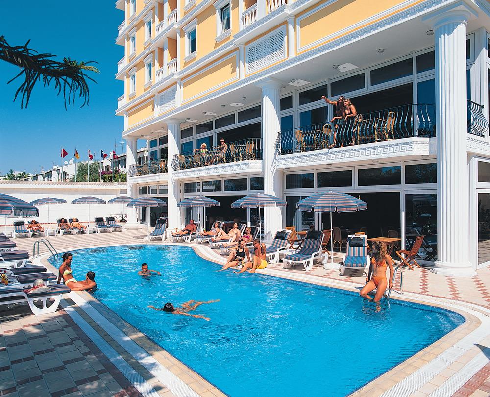 Antik Hotel & Garden 4*
