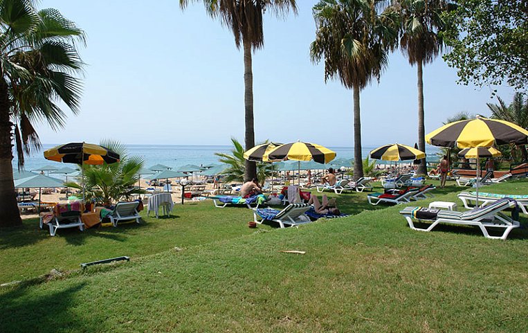 Antik Hotel & Garden 4*