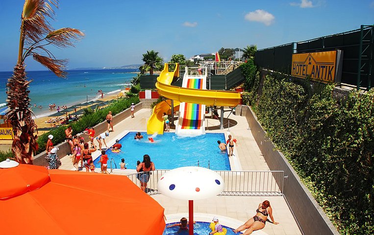 Antik Hotel & Garden 4*