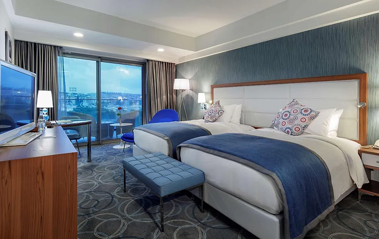 Double Tree By Hilton 4*