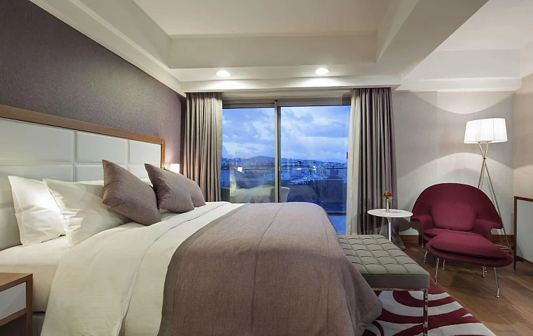 Double Tree By Hilton 4*