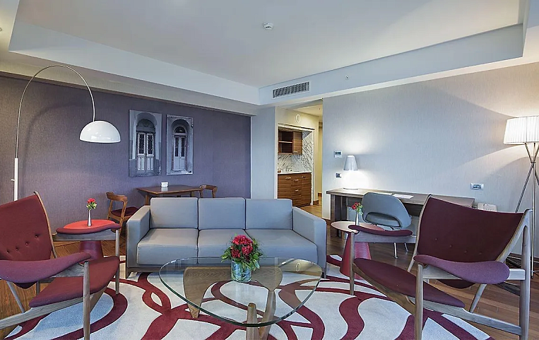 Double Tree By Hilton 4*