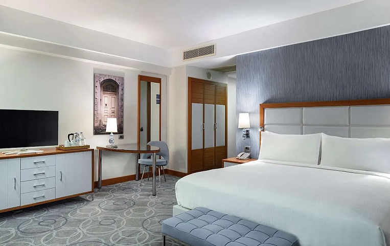 Double Tree By Hilton 4*