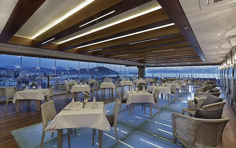 Double Tree By Hilton 4*