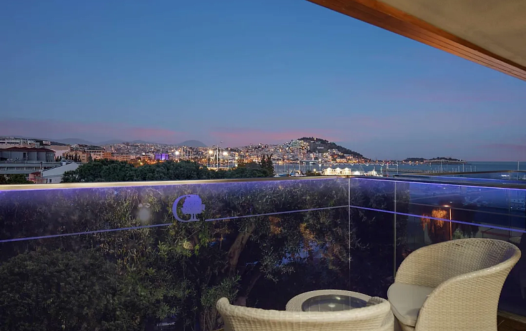 Double Tree By Hilton 4*