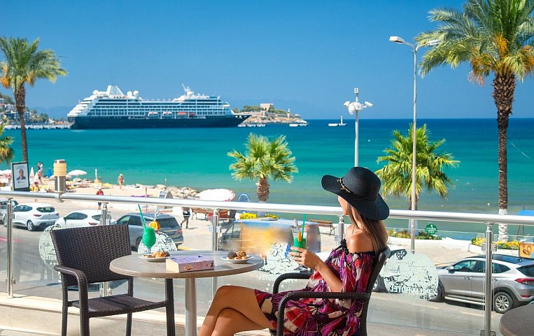 Palm Hotel 4*