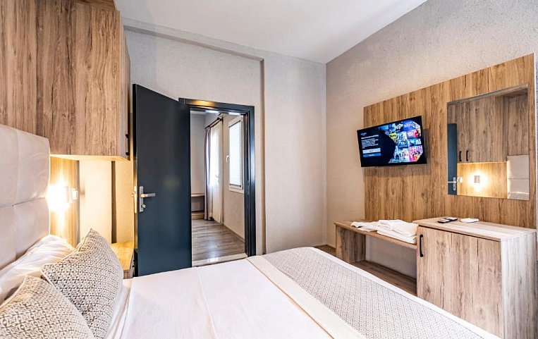 Costa Centro 3*