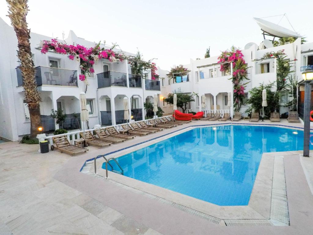The Hello Hotel 3*