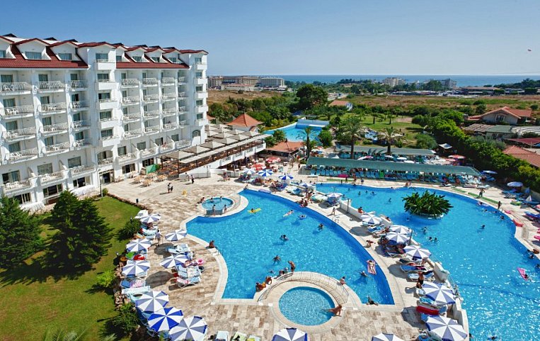 Serenis Hotel 5*
