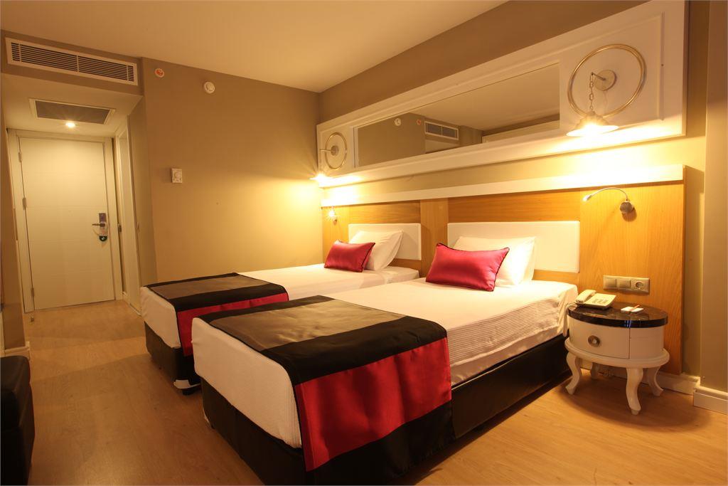 Serenis Hotel 5*