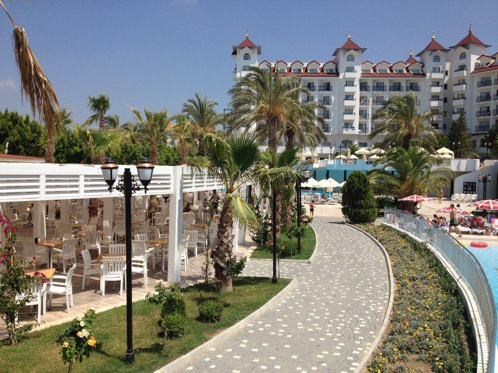 Serenis Hotel 5*