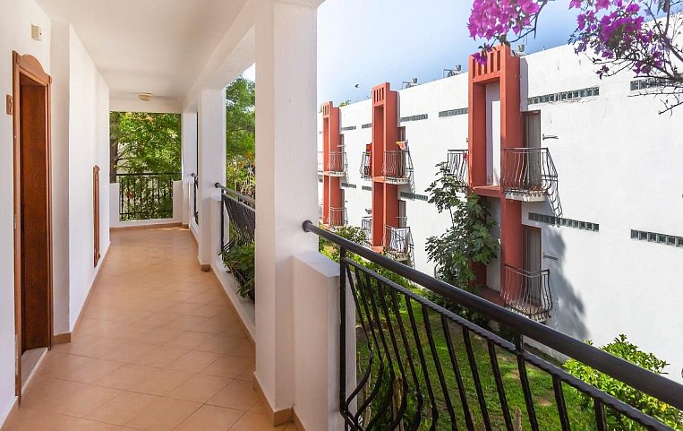 Kriss Hotel 3*