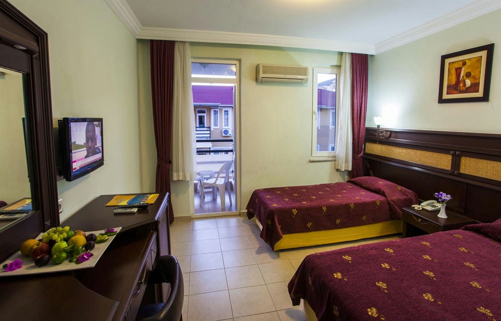 Kleopatra Ada Hotel 4*
