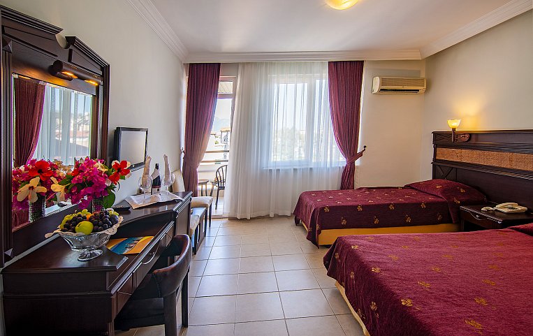Kleopatra Ada Hotel 4*