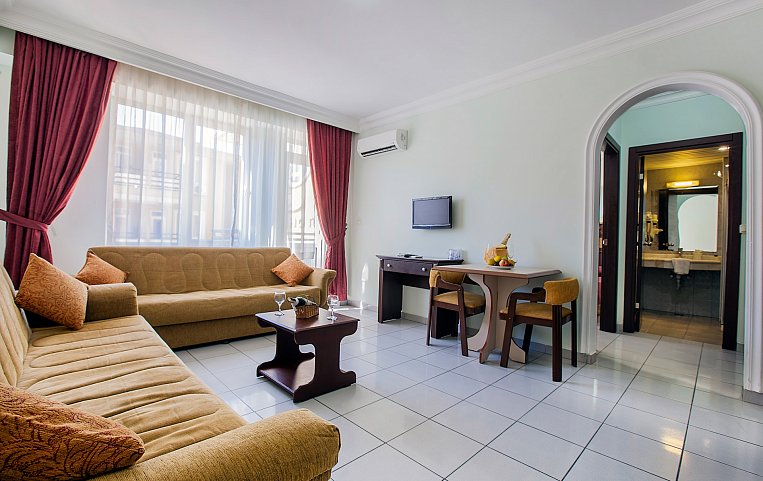 Kleopatra Ada Hotel 4*