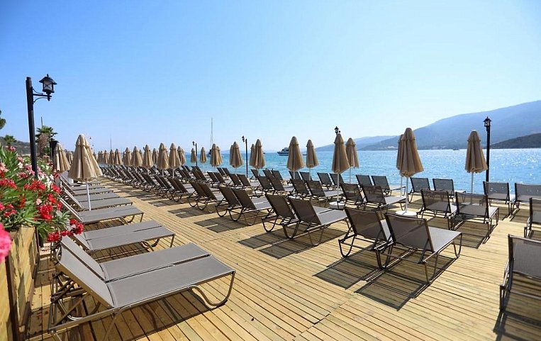 TrendLife Hotels Torba 4*
