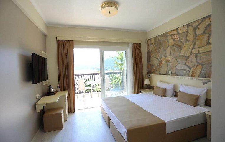 TrendLife Hotels Torba 4*