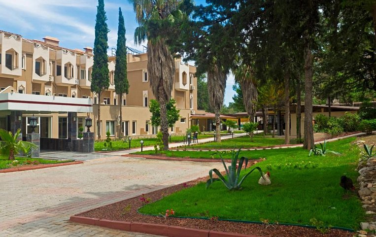 Alexius Beach Hotel 4*