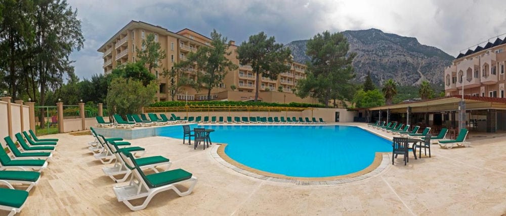 Alexius Beach Hotel 4*